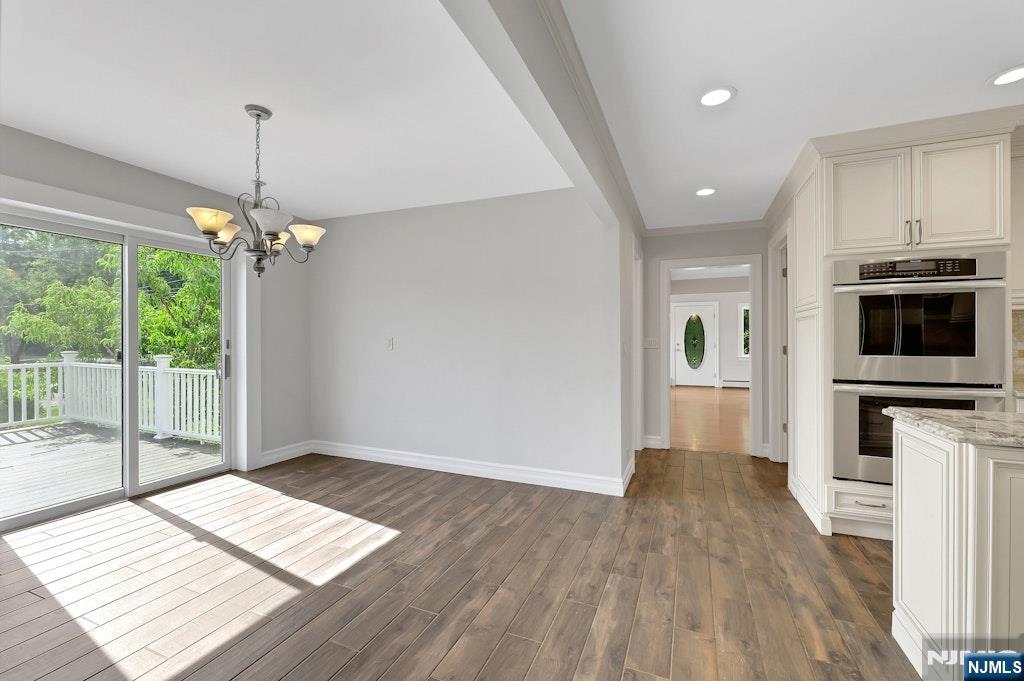 32 Bellows Lane