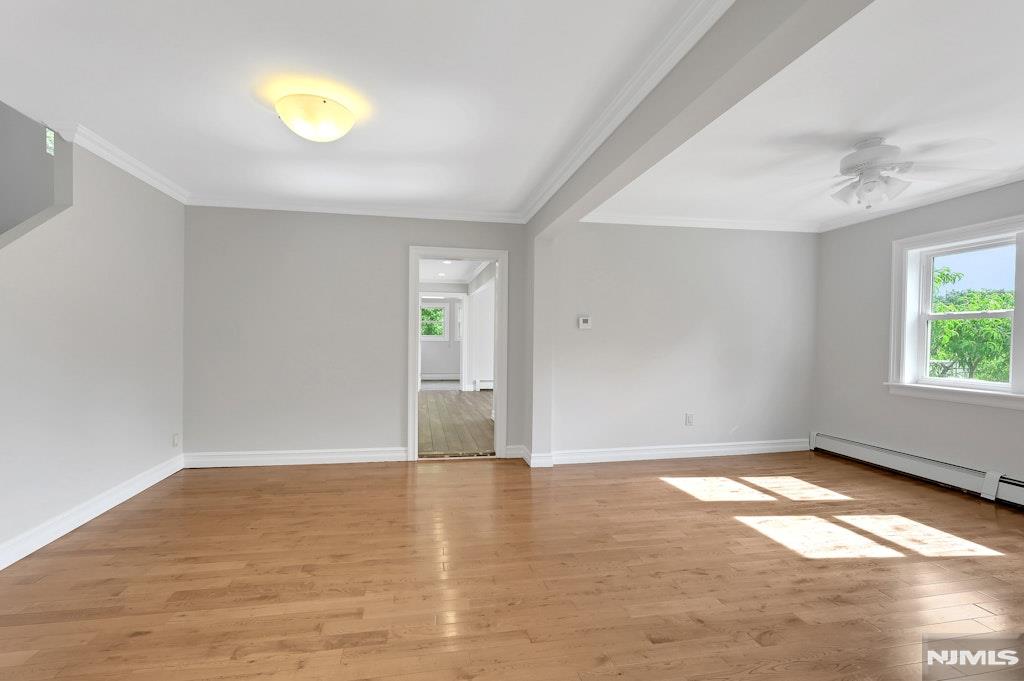 32 Bellows Lane
