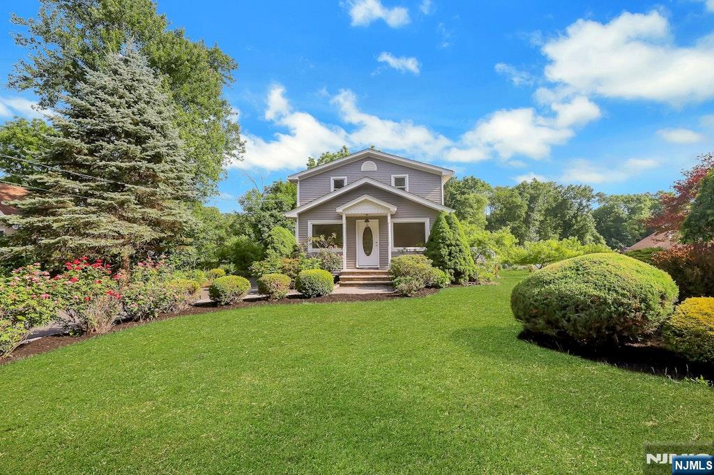 32 Bellows Lane