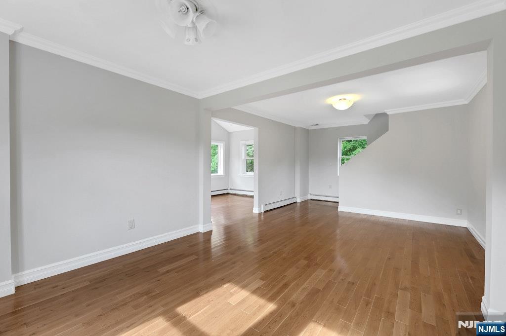 32 Bellows Lane