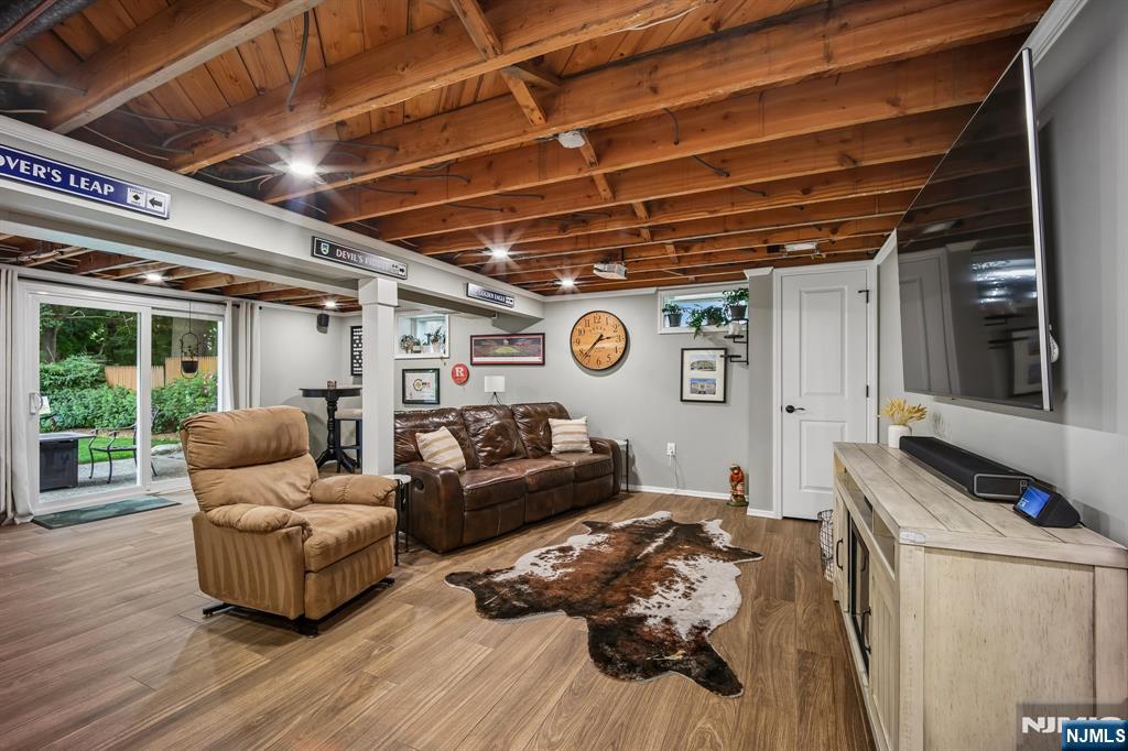 23 Andover Place