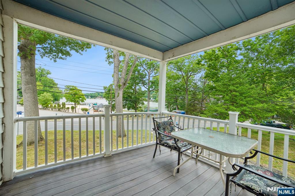 72 Lake Drive