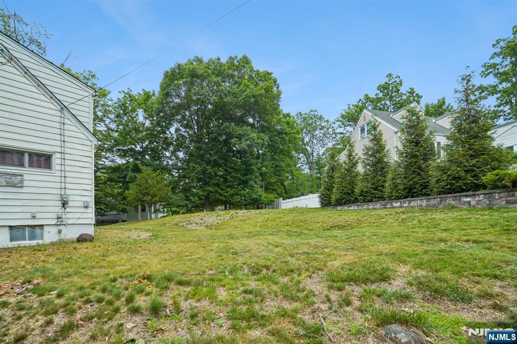 72 Lake Drive