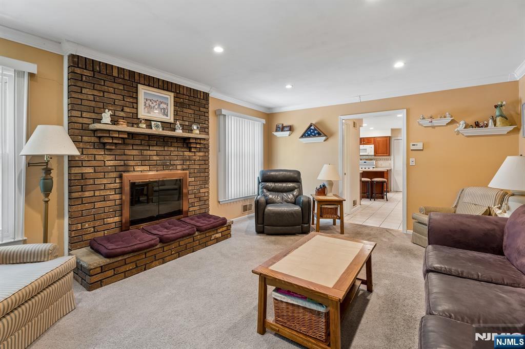 39 Robin Hood Way