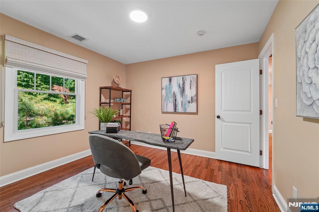 1050 W Pines Lake Drive