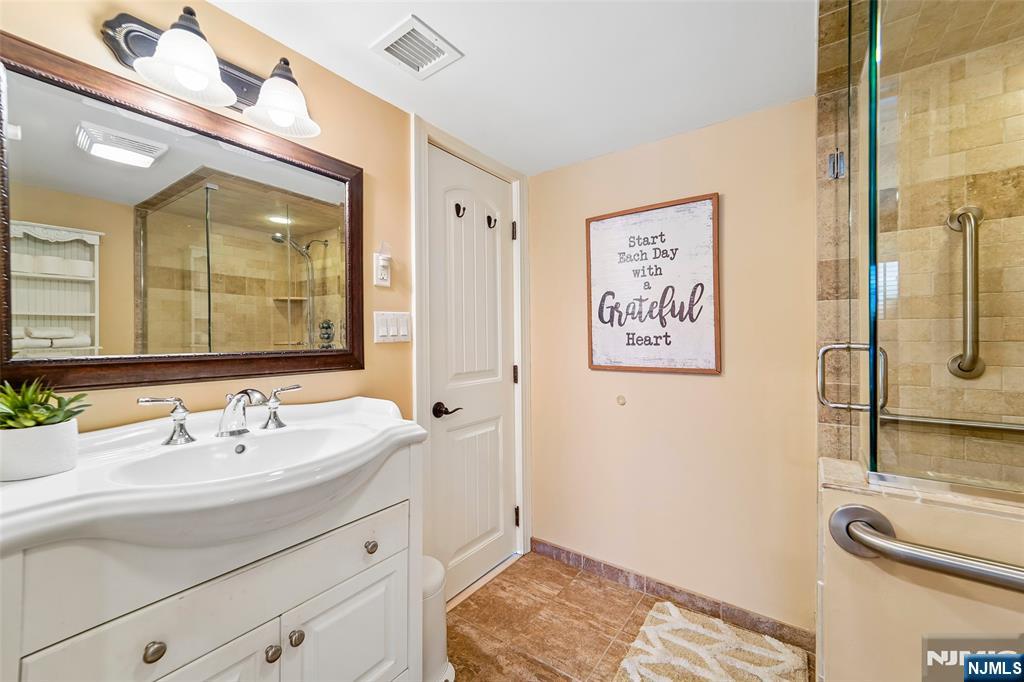 1050 W Pines Lake Drive