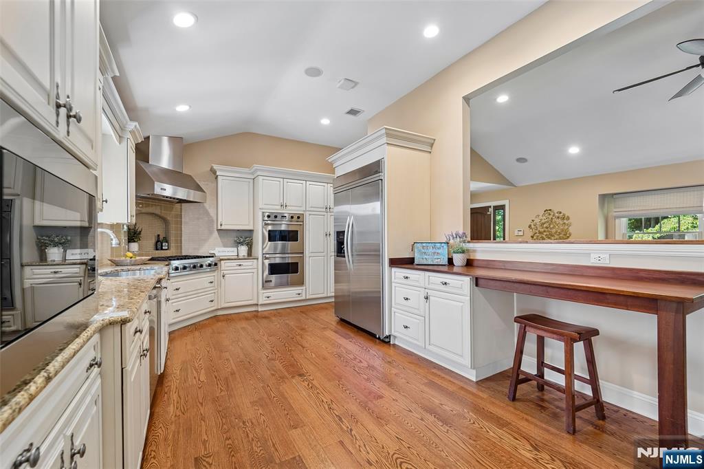 1050 W Pines Lake Drive