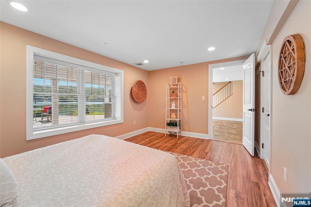 1050 W Pines Lake Drive