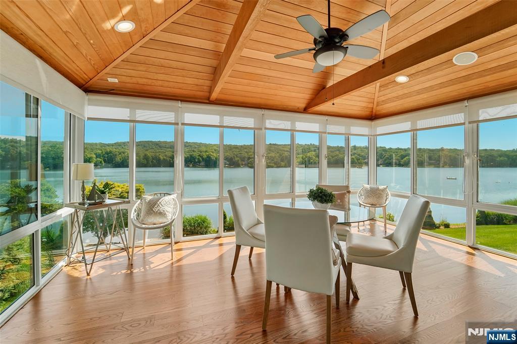 1050 W Pines Lake Drive