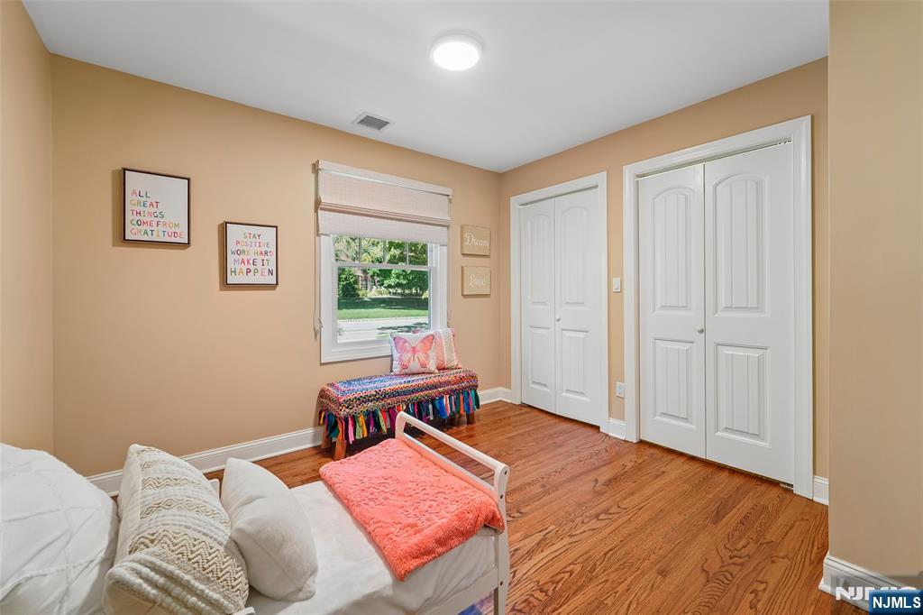 1050 W Pines Lake Drive