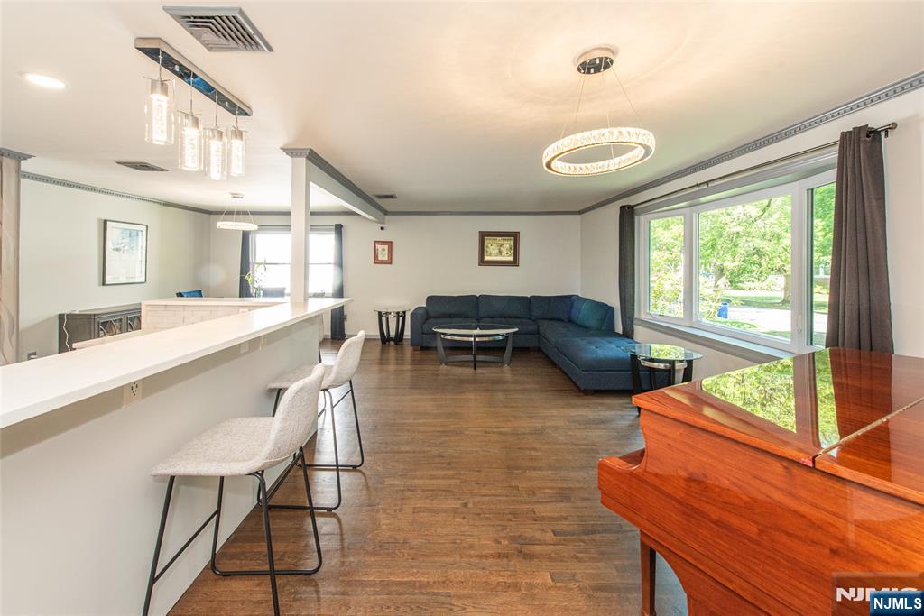 388 Irving