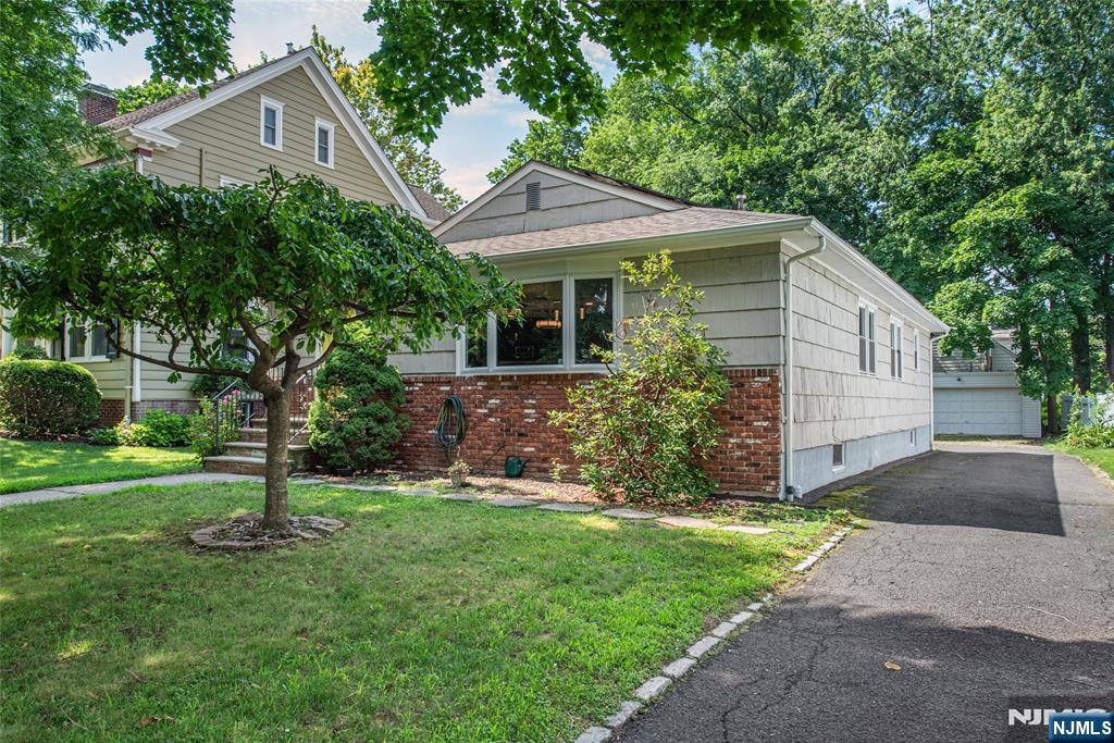 388 Irving