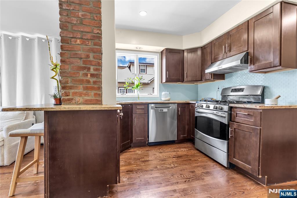 82 Elizabeth Avenue