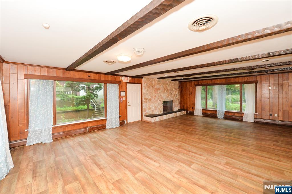 105 Ricker Drive