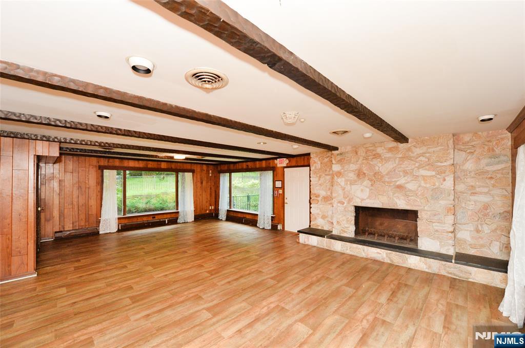 105 Ricker Drive