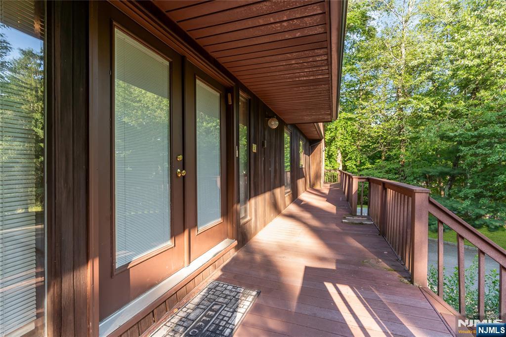 3 Bluefield Court