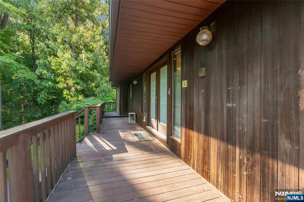 3 Bluefield Court