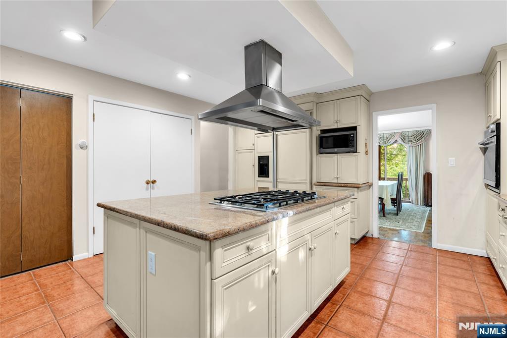 3 Bluefield Court
