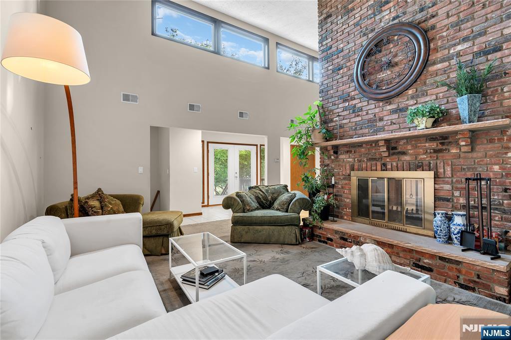 3 Bluefield Court