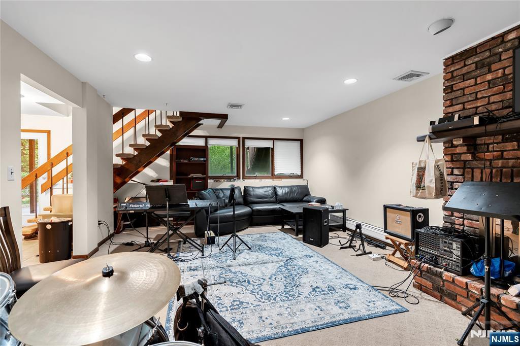 3 Bluefield Court