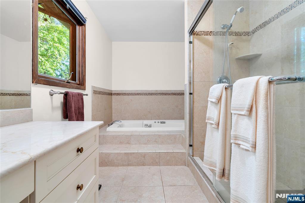 3 Bluefield Court