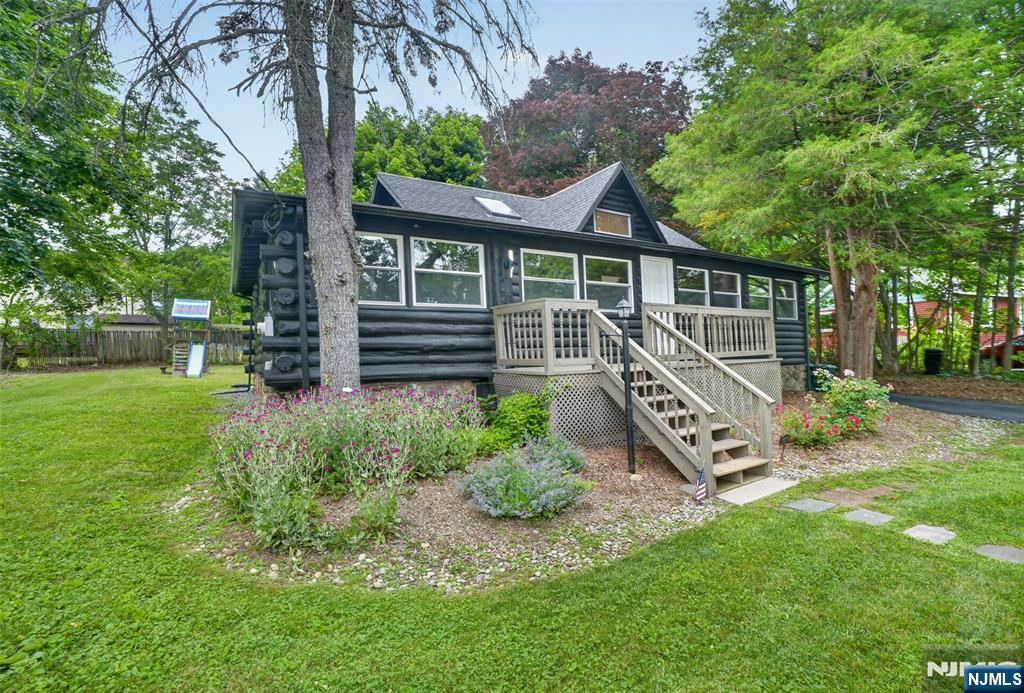 53 Lakeview Drive