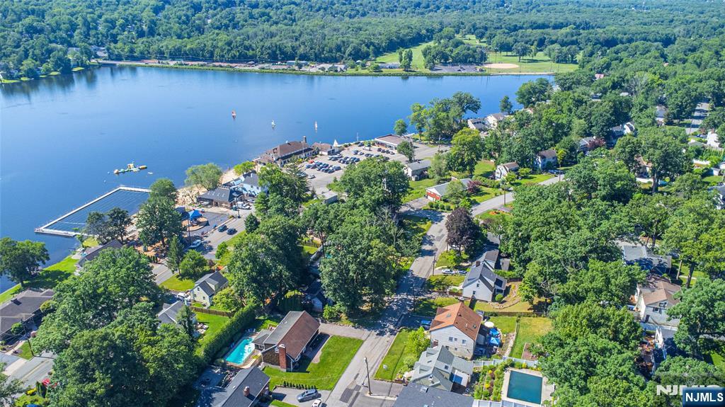 59 Oakwood Drive