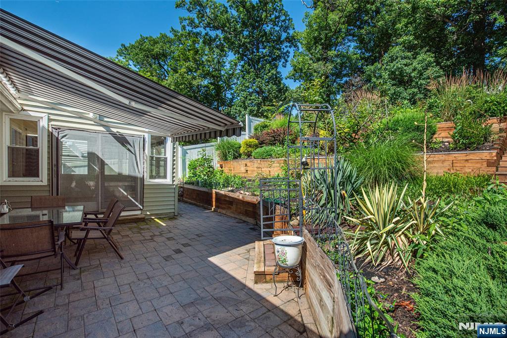 59 Oakwood Drive