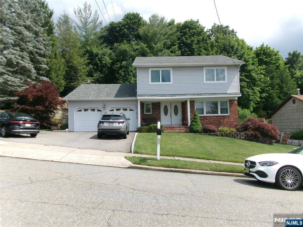 12 Wolfe Drive