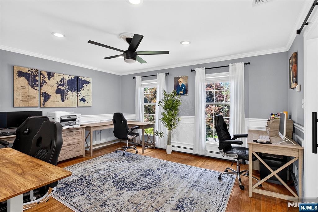 8 Cross Oak Lane