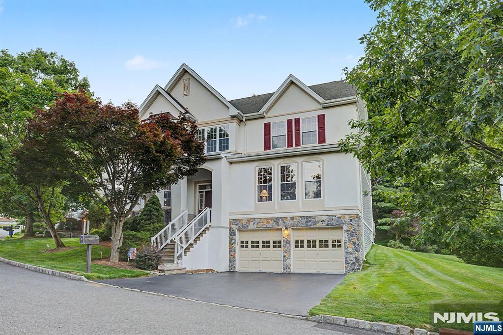 29 Skytop Ridge