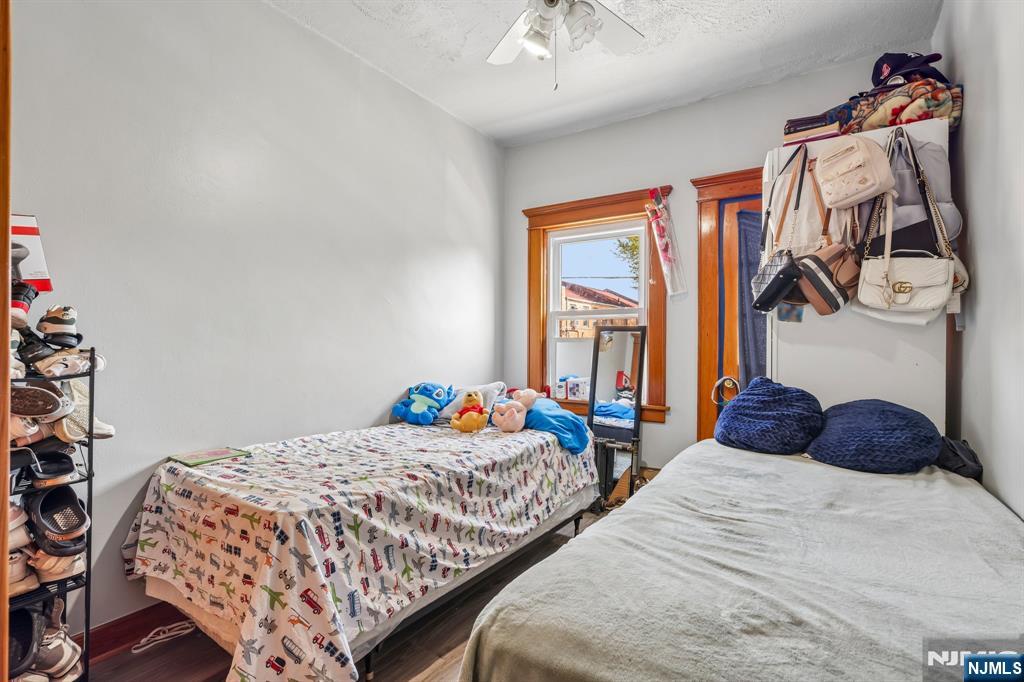 390 Delano Place