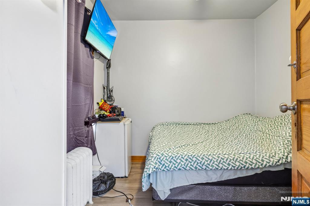390 Delano Place