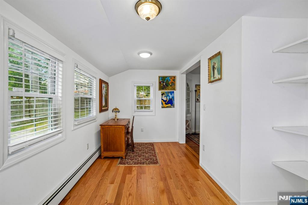 25 Lake Drive
