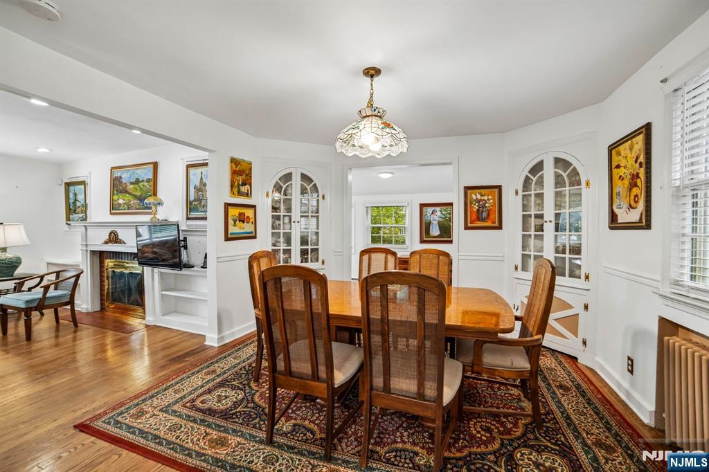 25 Lake Drive