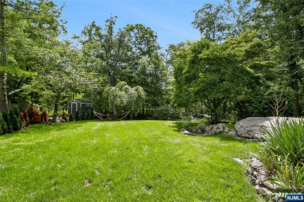 20 Hilltop Road