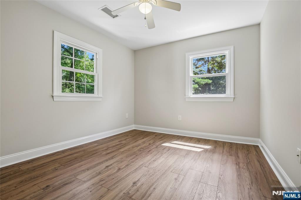 20 Hilltop Road