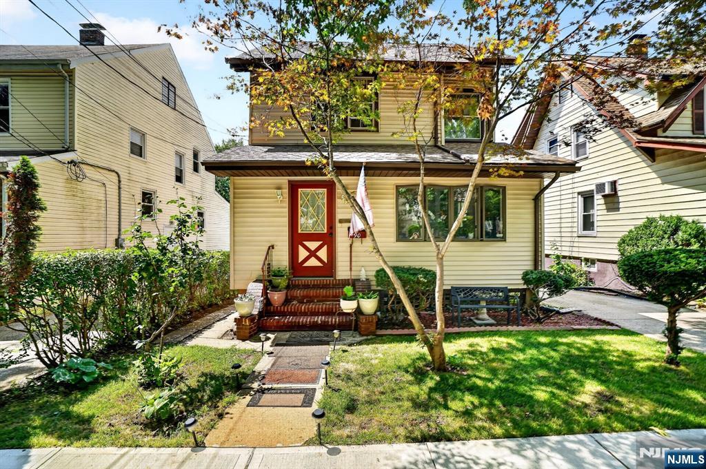 90 7th Street