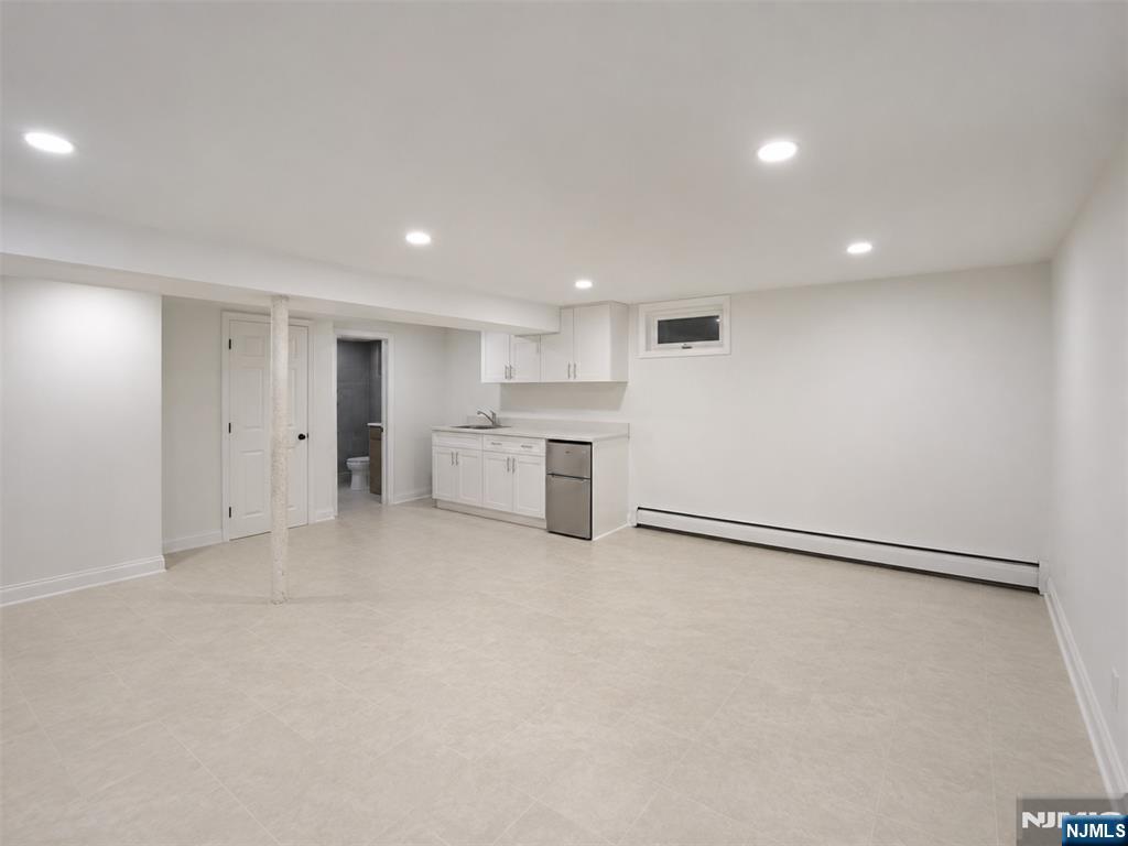 28 Carr Street 1