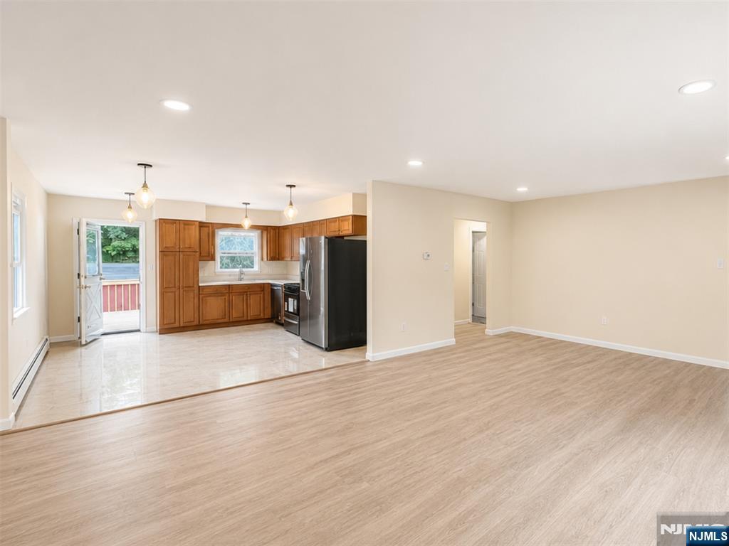 28 Carr Street 1