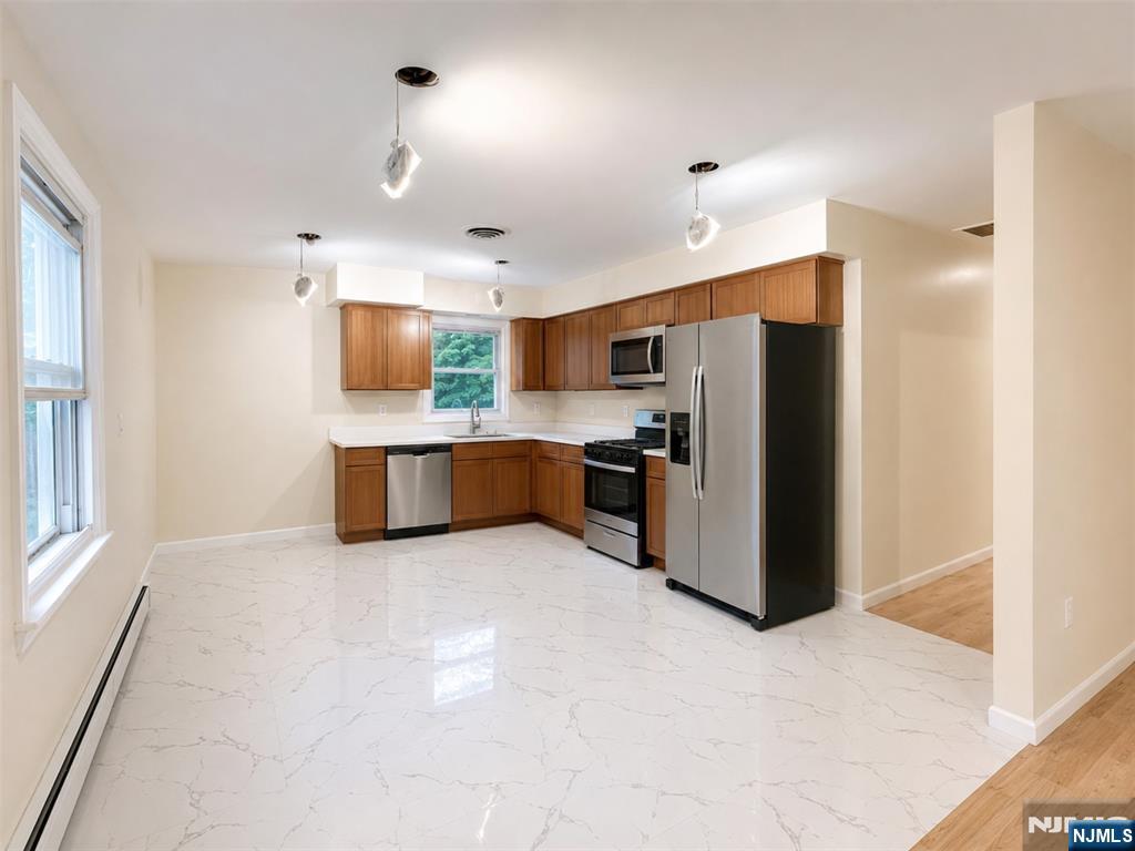 28 Carr Street 2