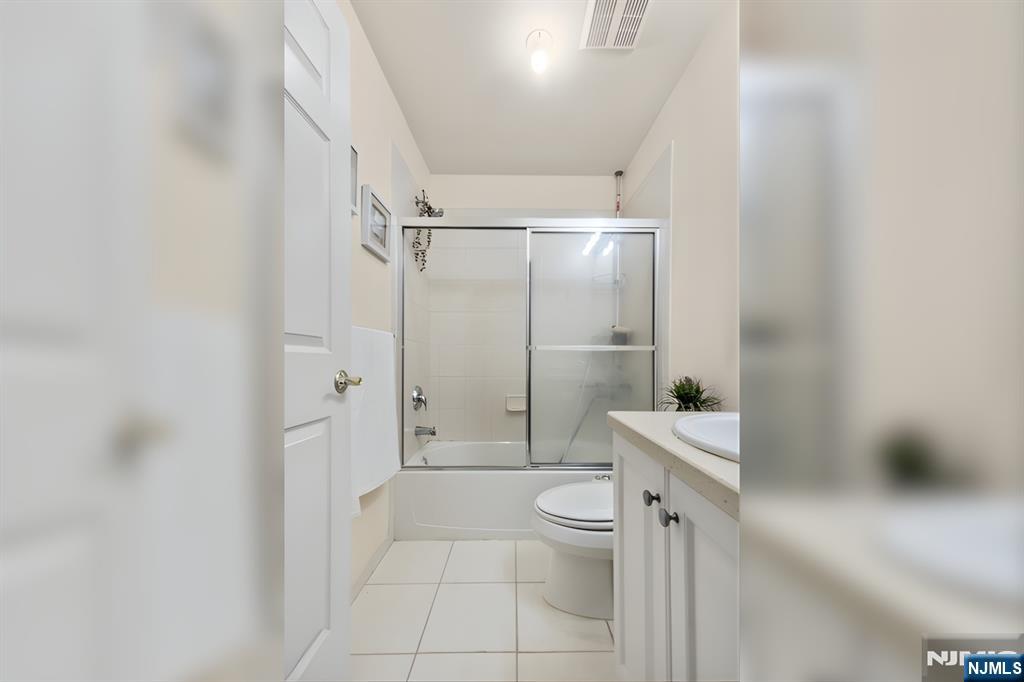 107 Brittany Court 281