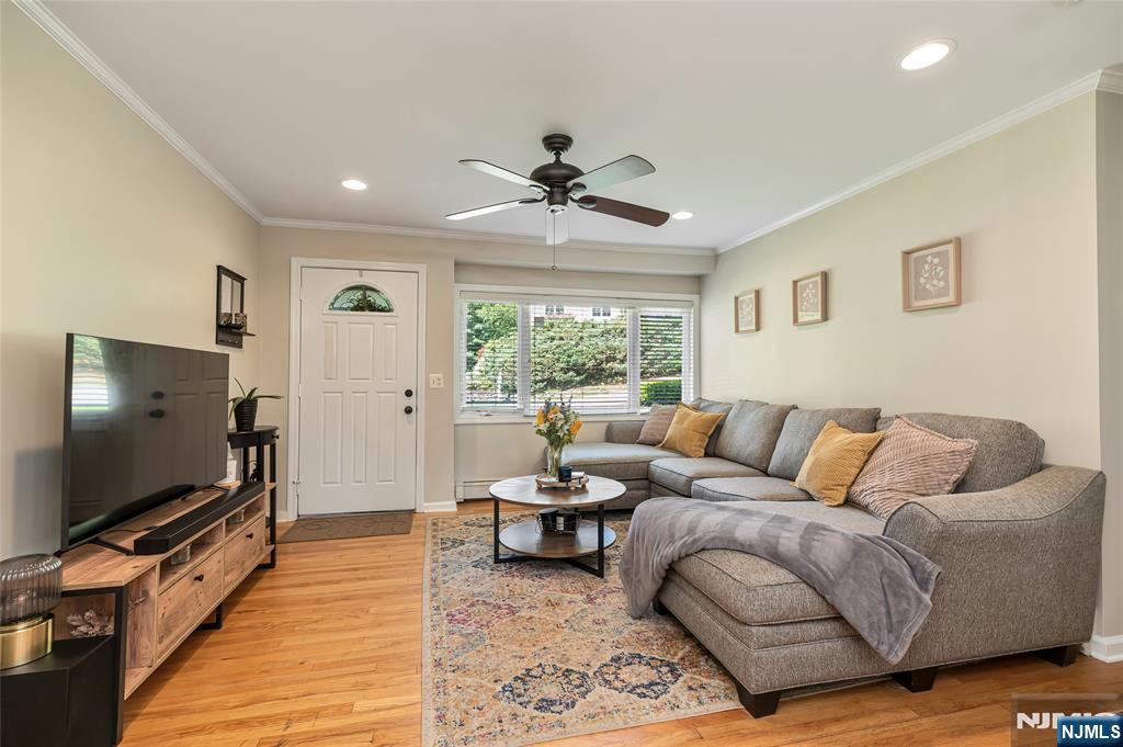 13 Maple Road