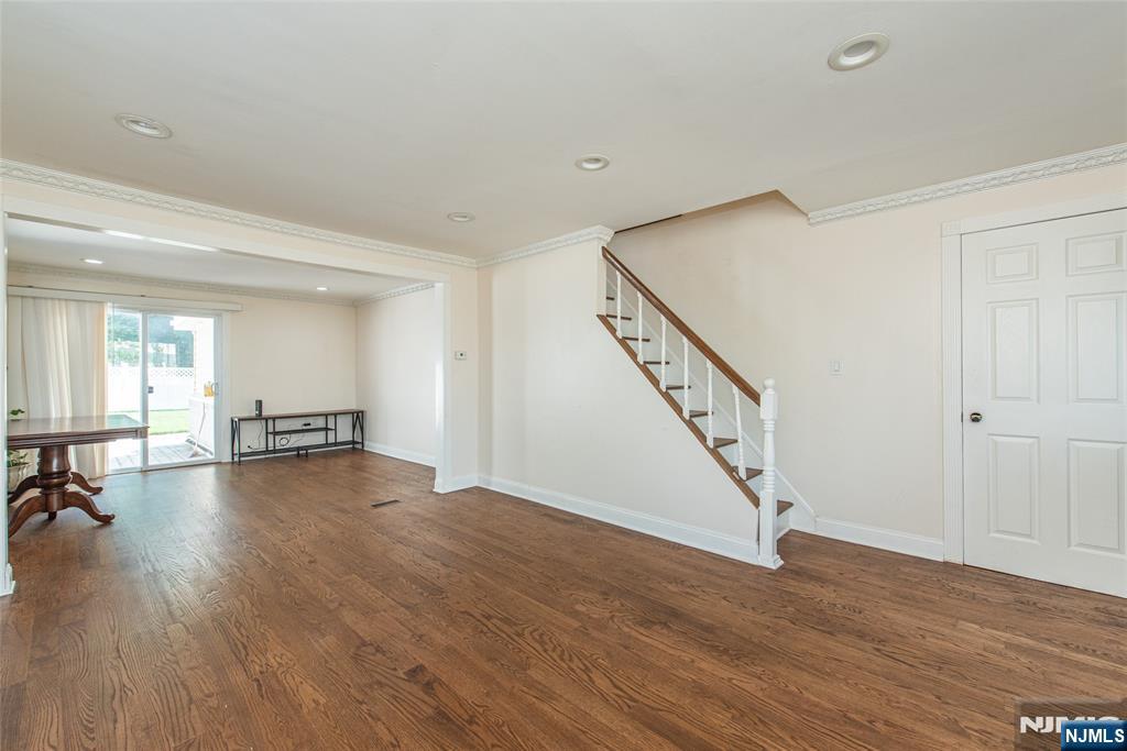 42 Spring Valley Avenue
