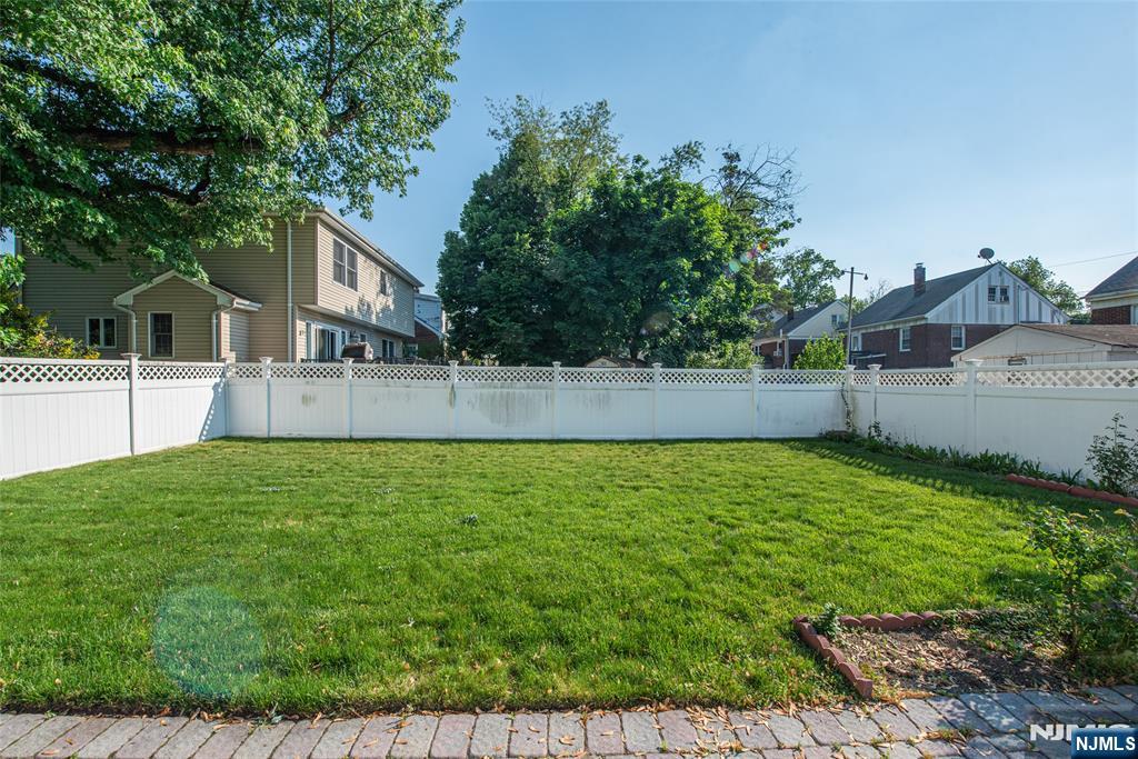 42 Spring Valley Avenue