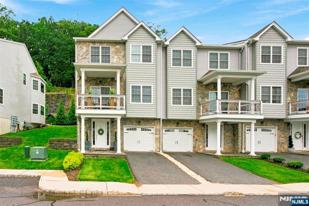 59 Halina Lane
