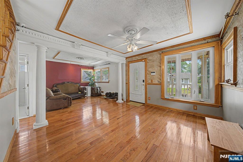 92 Blauvelt Avenue