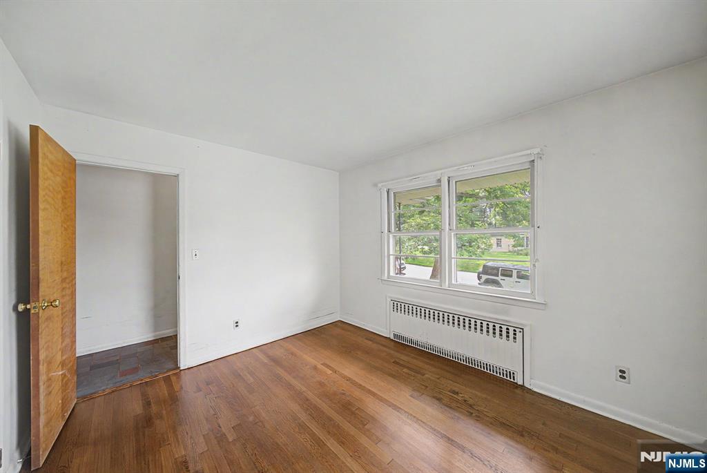 27 Oswego Avenue