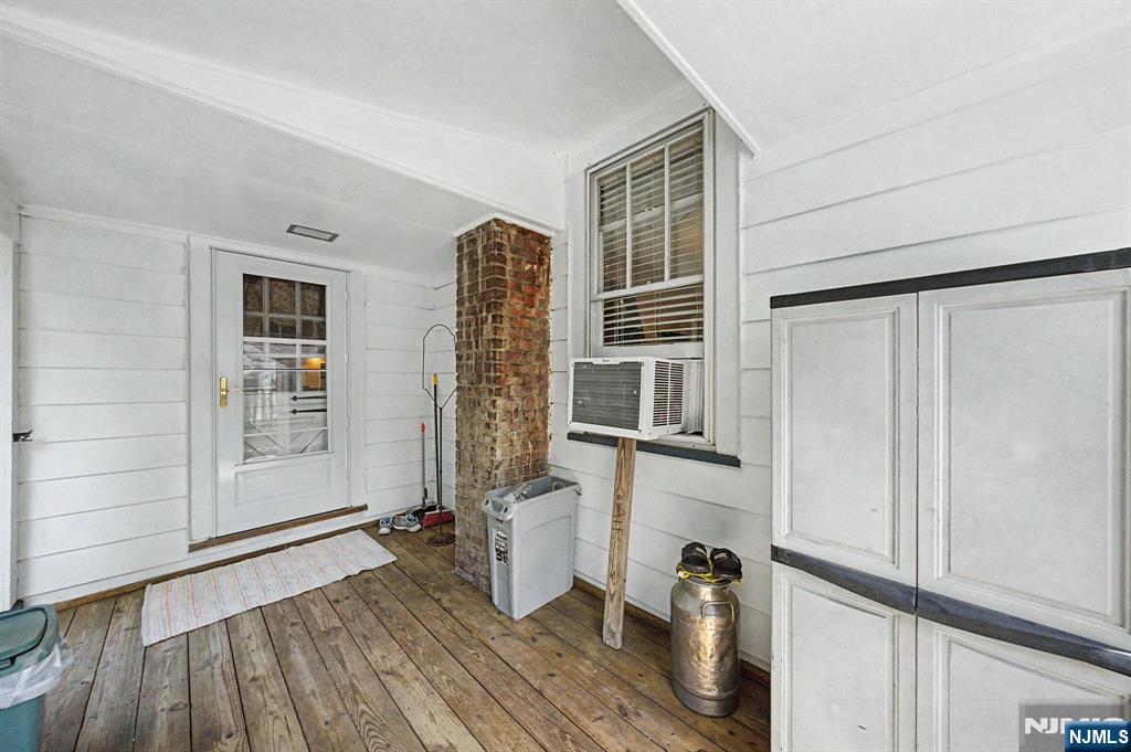 41 Poplar Street