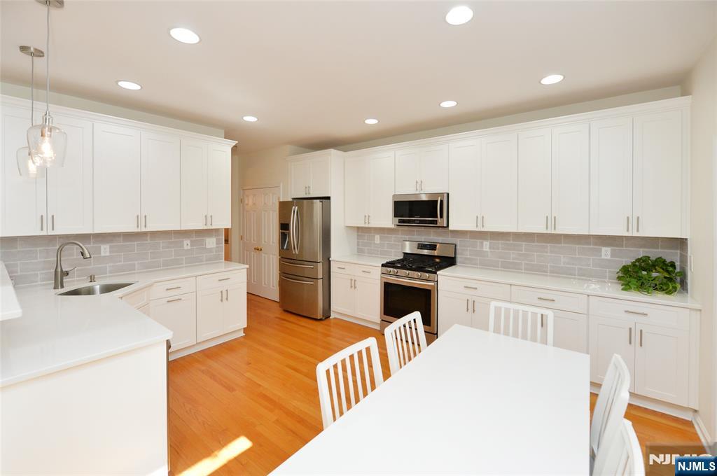 90 Summer Hill Road 90